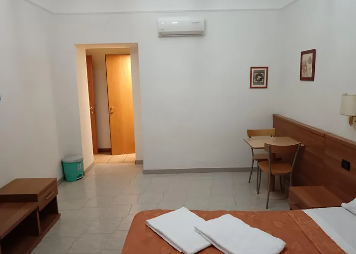 Oda ve Kahvaltı Privato Simone Roma