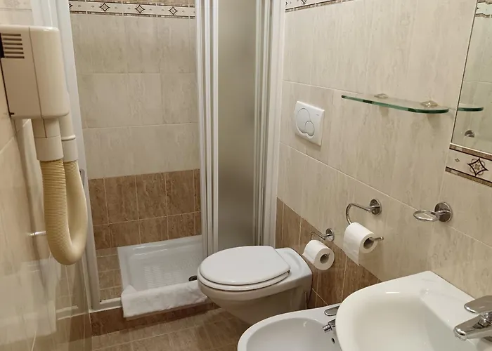 Privato Simone 4*