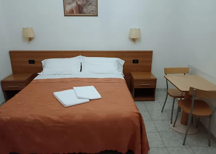 Privato Simone 4*