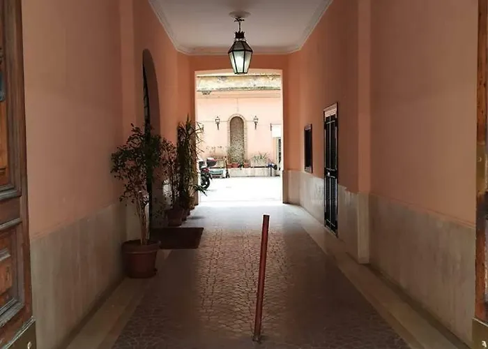 Oda ve Kahvaltı Privato Simone Roma
